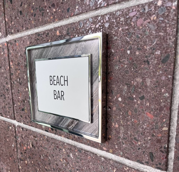 Interior ADA Common Room Sign