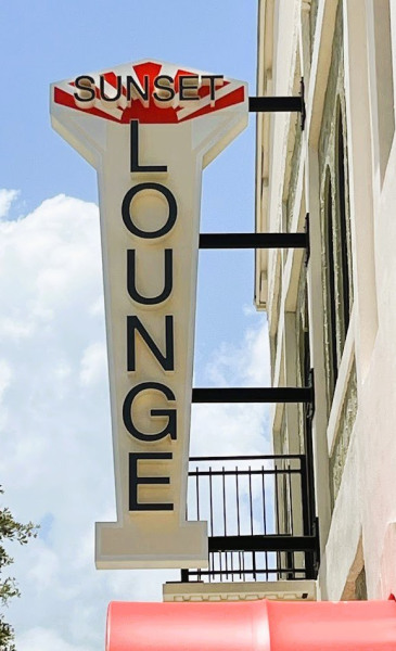 Blade Sign