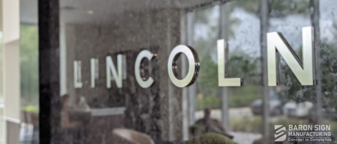 Lincoln Flat Cut Out Letters